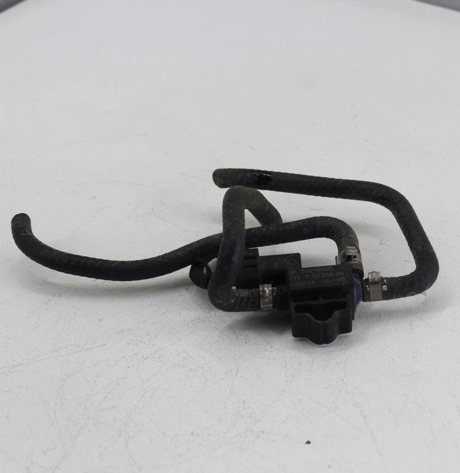 Fiat 500L 2014-2015 motor 1,4 L turbocompresor boost control válvula mangueras OEM Foto 2 de 4