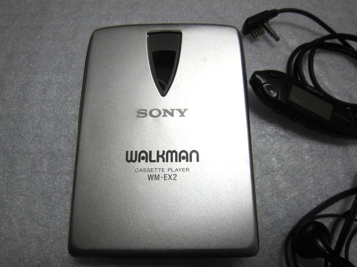 SONY WM-EX2 Walkman Cassette tape Player Audio Set Silver