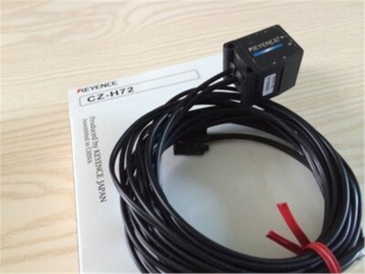 1Pc New Keyence CZ-H72 fr