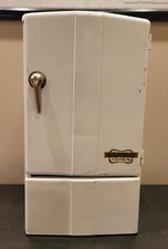 Vintage Kiddyware Toy Metal Refrigerator
