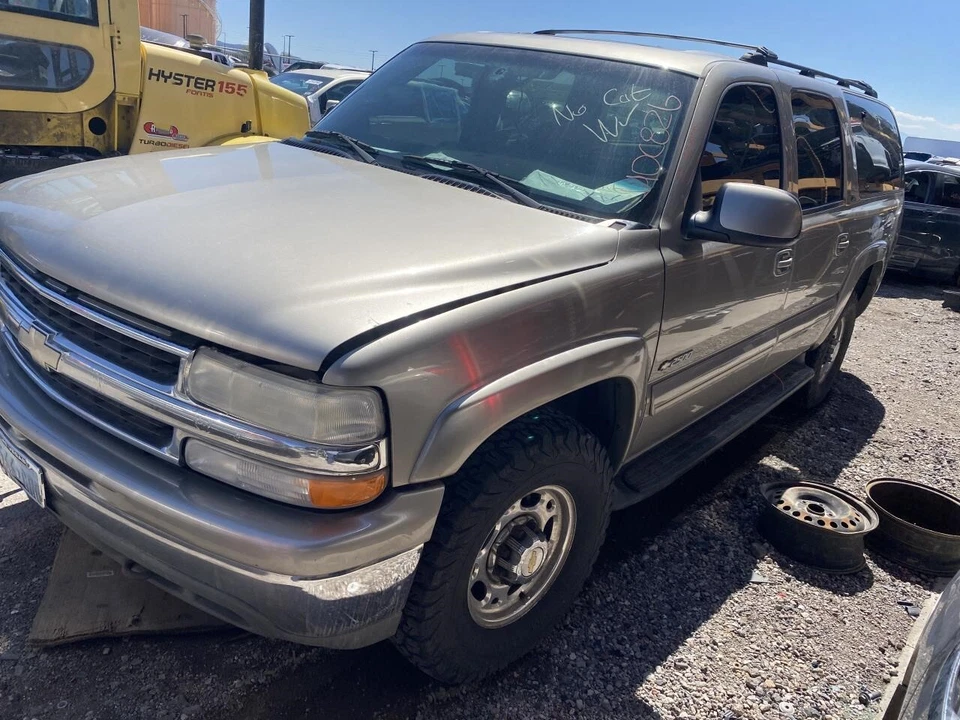 Espejo retrovisor derecho usado se adapta a: Chevrolet Suburban 2500 2000 montaje vela eléctrica plegable Foto 3 de 4