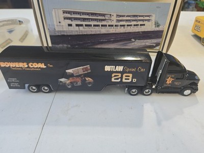 Brad Doty #28D 1/64 ERTL Sprint Car Transporter Hauler 