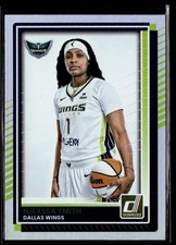 2025 Donruss WNBA #48 NaLyssa Smith Holo
