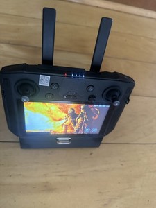 DJI Smart Controller for Matrice 300 with one batt WB37 (see photos)