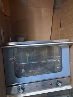 Wisco 620 Single Deck Electric Commercial Convection Oven Countertop