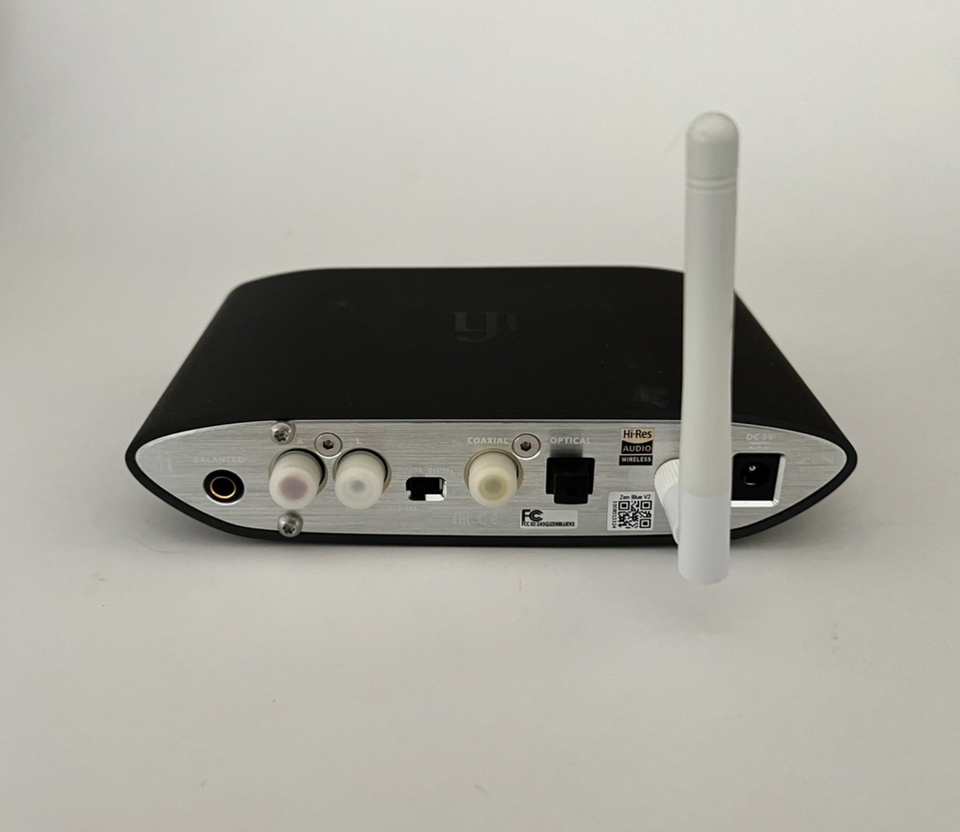 iFi Zen Blue V2 Premium Hi-Res Bluetooth DAC Receiver Excellent ...
