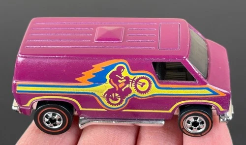 Vintage Hot Wheels Redline 1975 AMAZING PLUM Motocross Super Van - UNREAL MINT-!