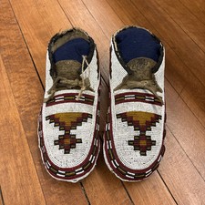 Antique Native American Beaded Plains Cree Moccasins c1900s Moccs String Sewn