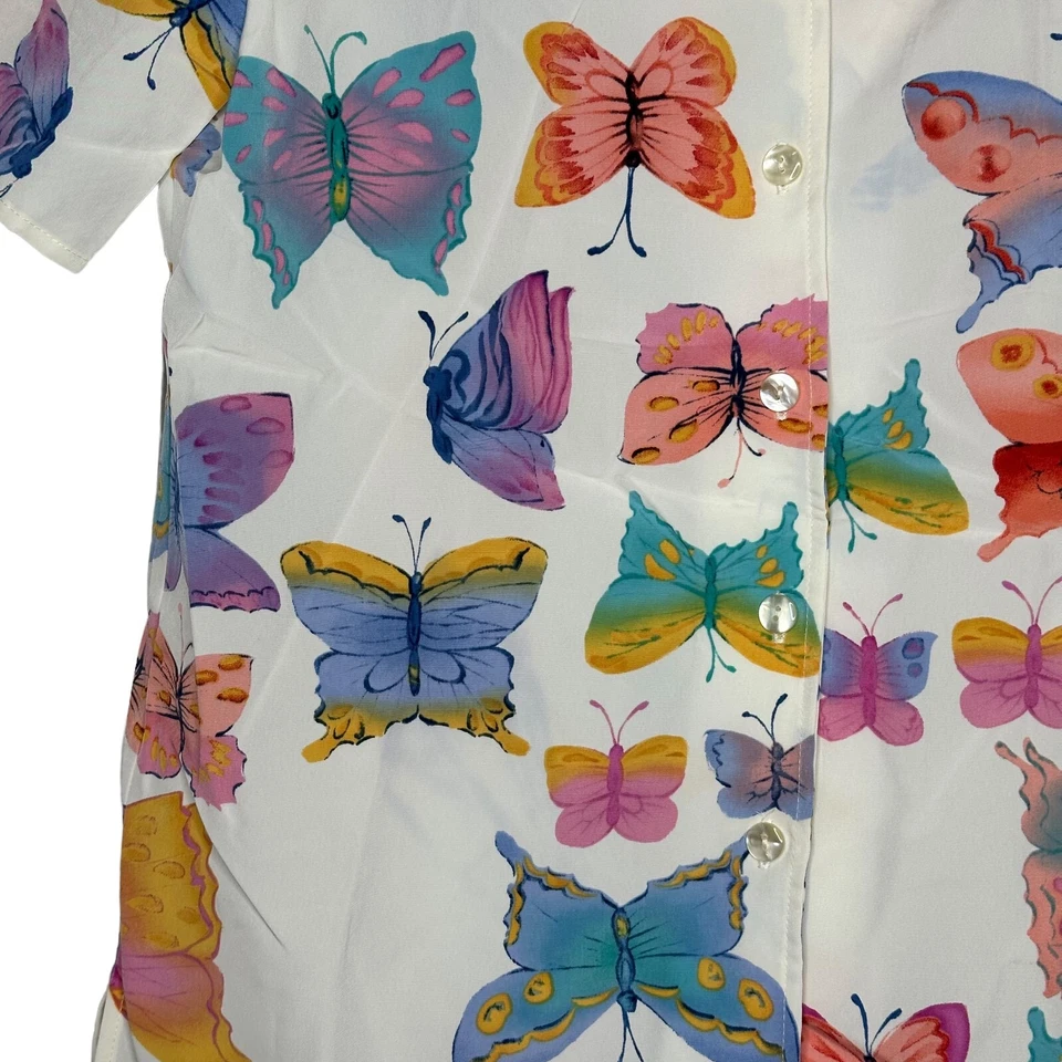 Maggie Sweet Womens Y2K Top Sz M Button Up Shirt Short Sleeve Butterflies NWT - Image 3 of 4