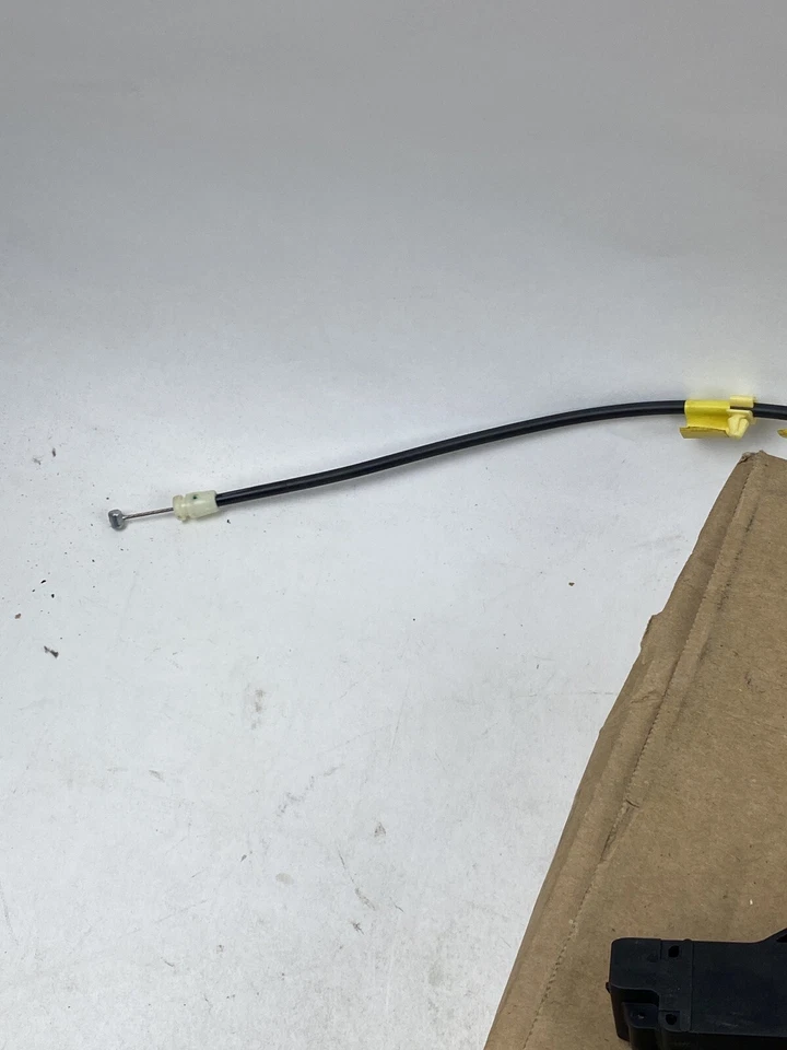 正品福特原始设备制造商 2006 导航员右手后门锁闩锁执行器 6L1Z-7864A00-A — 第 4/4 张图片