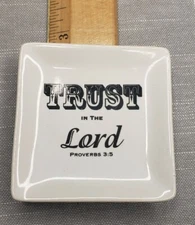 Vintage small ring jewelry plate TRUST IN THE LORD G99