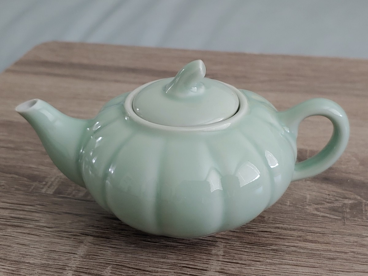 景德镇五六七青瓷瓜楞茶壶Vintage Chinese Jingdezhen Celadon
