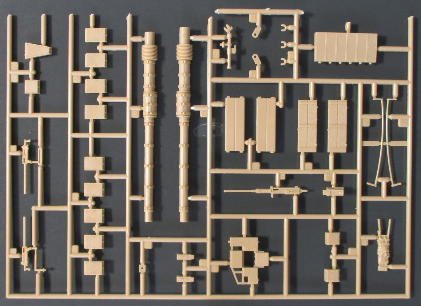 AMT/Ertl 1/35th Scale M60A1 Patton Tank - Parts Lot 5 from Kit No. 8864 ...
