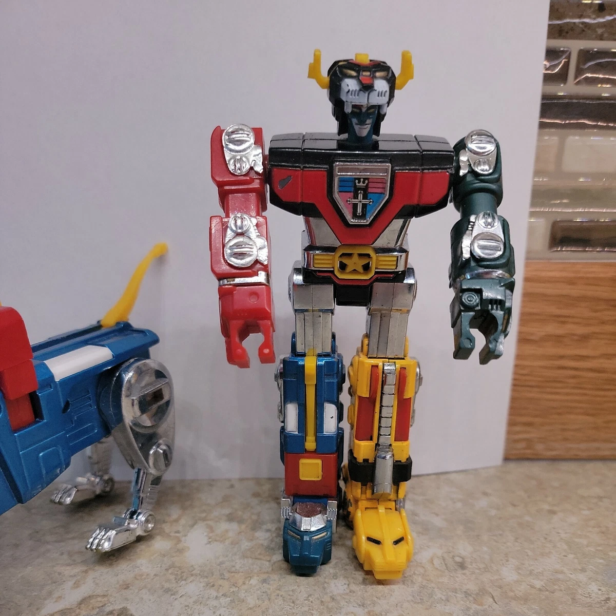 Voltron diecast sale 1981