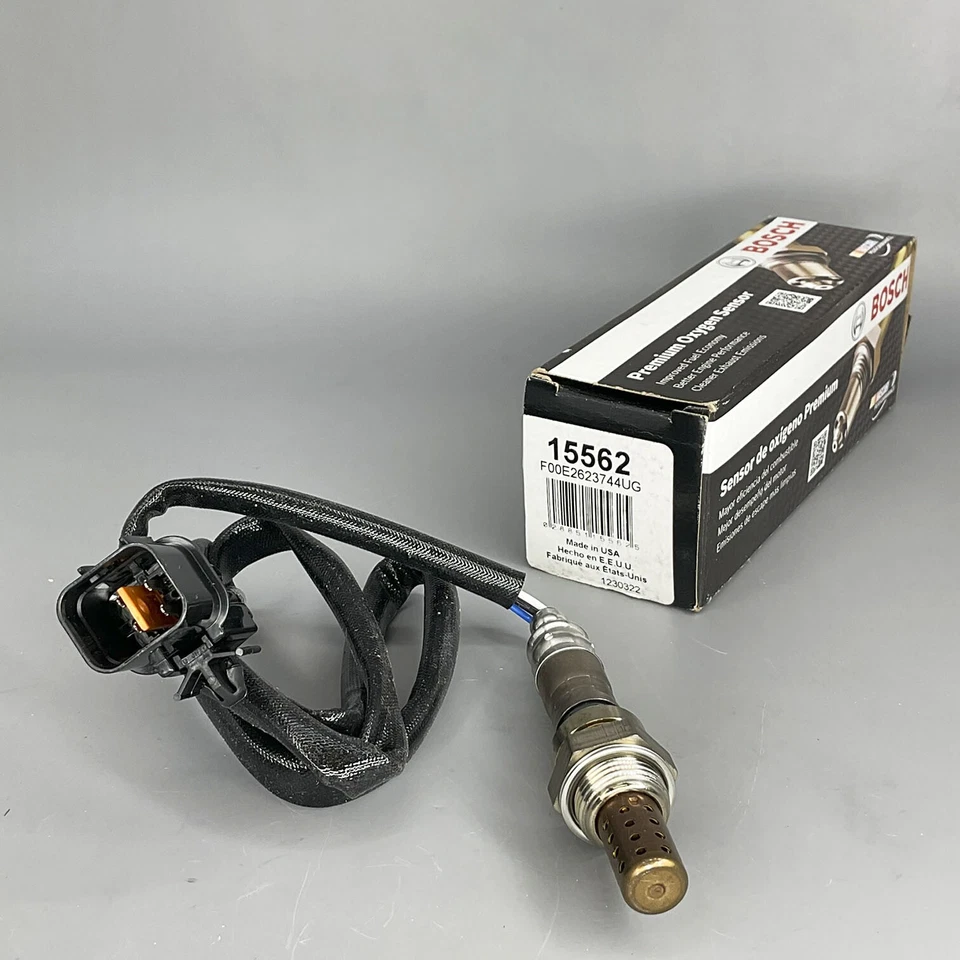 Sensor de oxígeno OE Bosch O2 15562 aguas abajo para Hyundai XG350 2002-2003 3,5 L Foto 3 de 4
