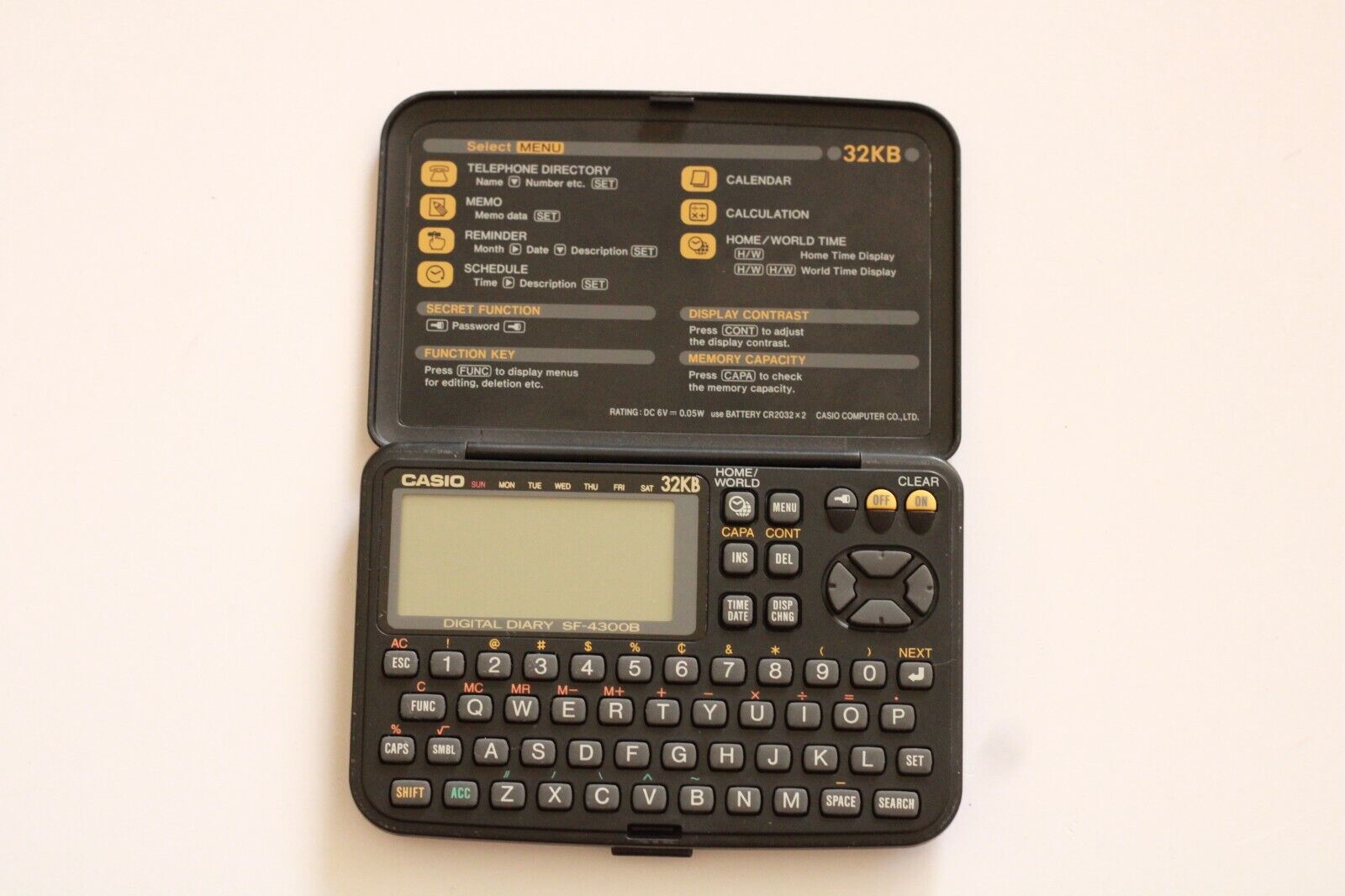 Casio 32KB Digital Diary SF-4300A Collectible 1994