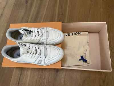 Louis Vuitton Trainer in weiß (creme) 