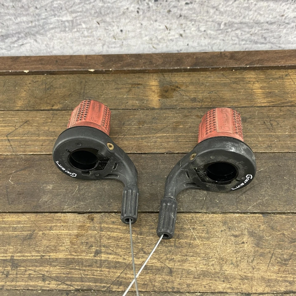 SRAM Grip Shift SRT400-32 SRT400-71 Twist Shifter Set 3x7 Speed MTB Red Black - Image 4 of 4