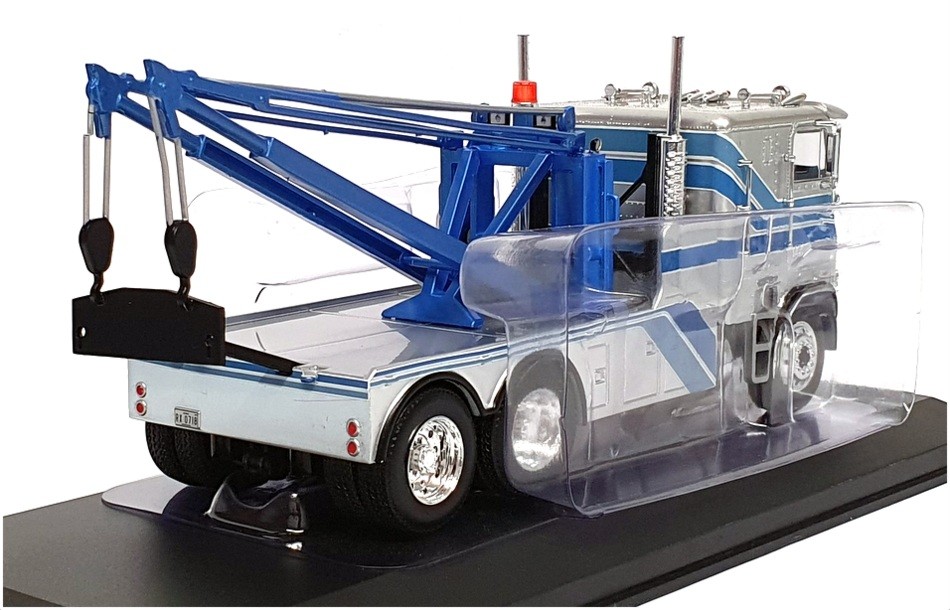 Greenlight 1/43 Scale 86632 - 1984 Freightliner FLA 9664 Tow Truck