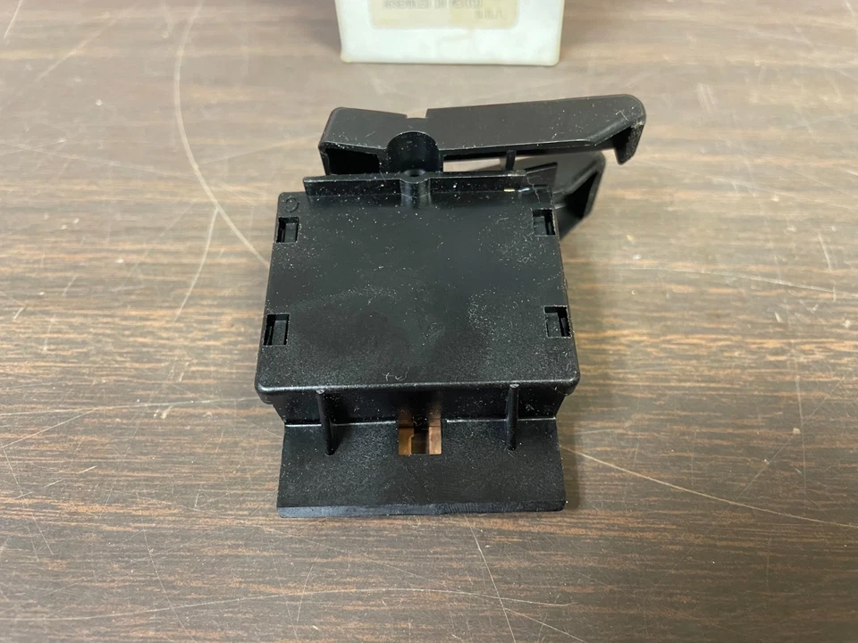 1983-1993 Chevy S-10 Truck Blazer 1983-1990 GMC S-15 Jimmy Headlight Switch NOS Foto 2 de 3