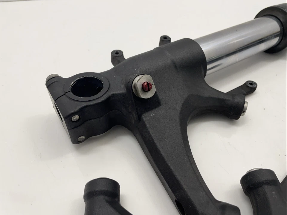 ♻️ Suspensión horquillas delanteras dañadas Honda Cbr600rr Rr-8 2007-2008 ♻️ Foto 4 de 4