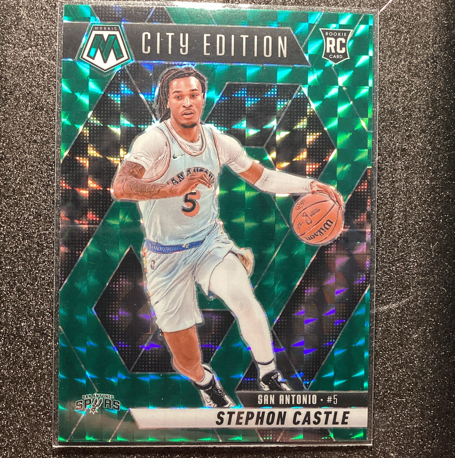 2024-25 Panini Mosaic - City Edition Stephon Castle #290 Green Mosaic Prizm (RC)