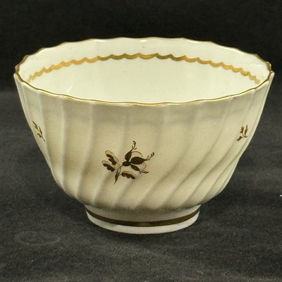 Antique Worcester Porcelain Tea Bowl Likely Made In It s Dr Wall Period