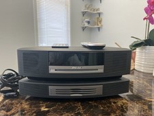 Bose Wave Music System AWRCC1 with Multi-CD Changer And 2Remote Read Description