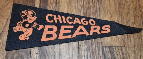 Vintage 1950s Chicago Bears NFL Football Souvenir Felt Pennant - Picture 1 of 3