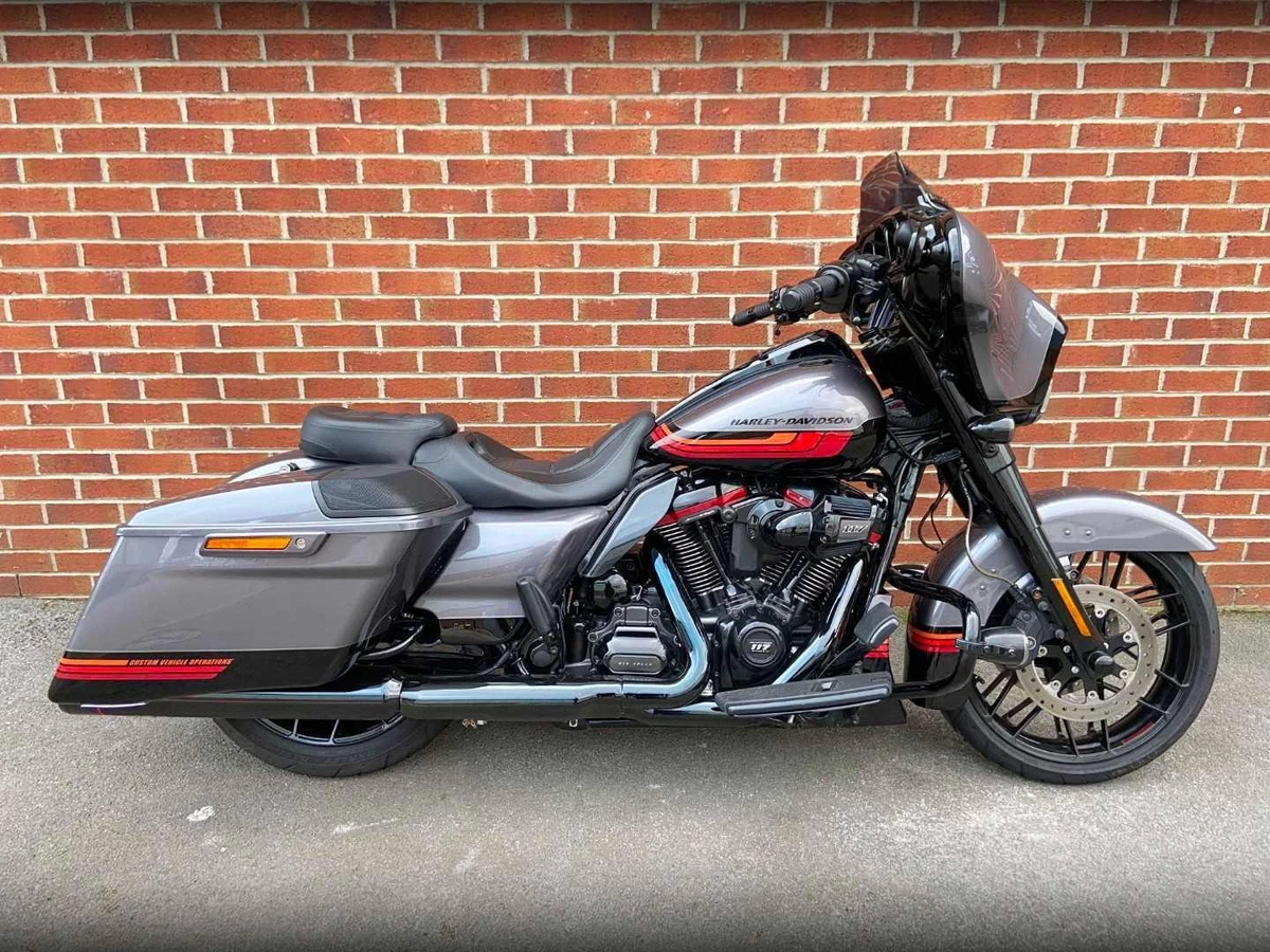 Harley Davidson FLHXSE CVO Street Glide eBay