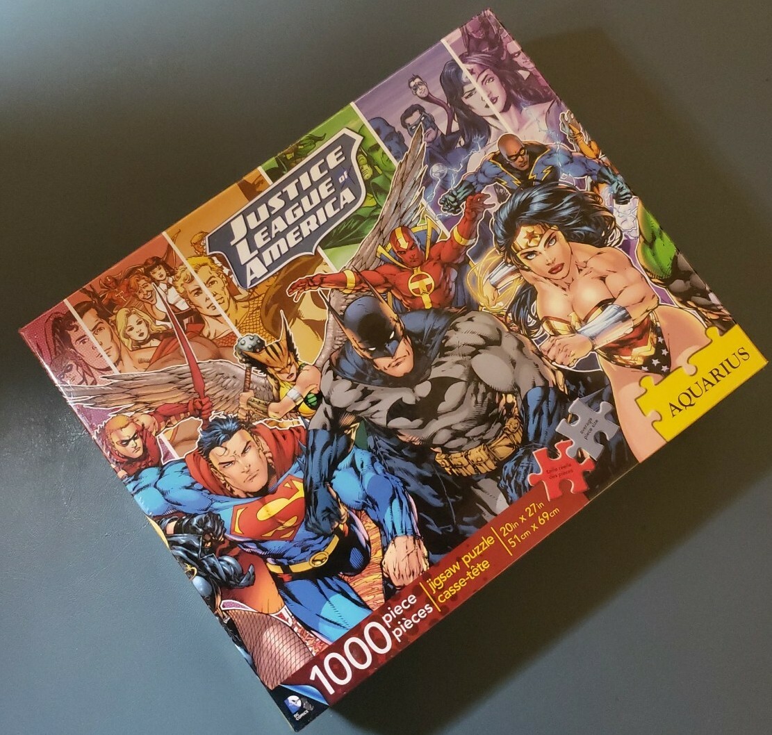 Download Batman Comic Book In Rain Picture - Foto 2