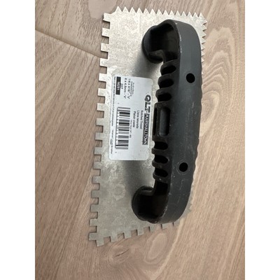 Marshalltown Notched Trowel 1/4'' x 3/16'' V-Notch 6'' x 4.5'' Stainless Steel Handl