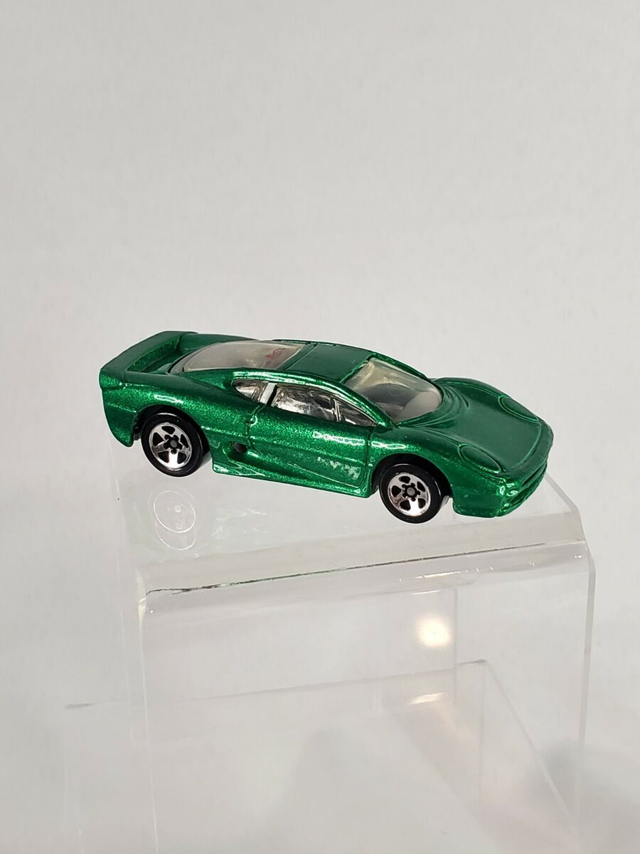 1992 Hot Wheels Jaguar XJ220 Green 1:64 Mattel Loose Die 1992 Hot Wheels Jaguar XJ220 Green 1:64 Mattel Loose Die