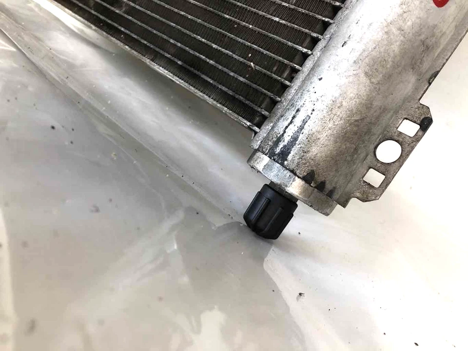 2001 2002 MERCEDES BENZ C230 Engine Cooling Condenser Aluminum 2.3L 203 Type OEM - Image 4 of 4