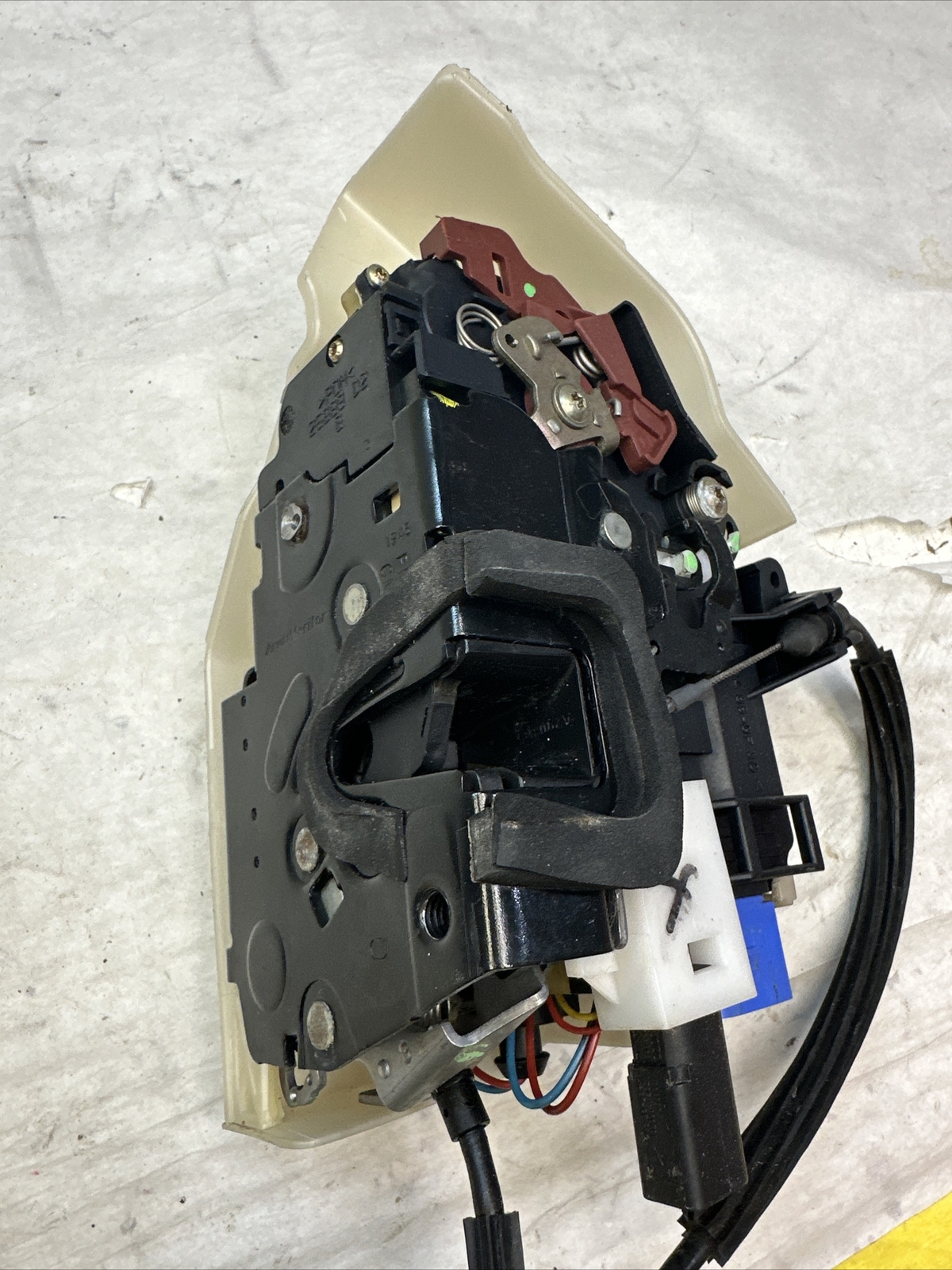 06-11 Bentley Flying Spur Rear Left Door LatchLock Actuator 25889D2