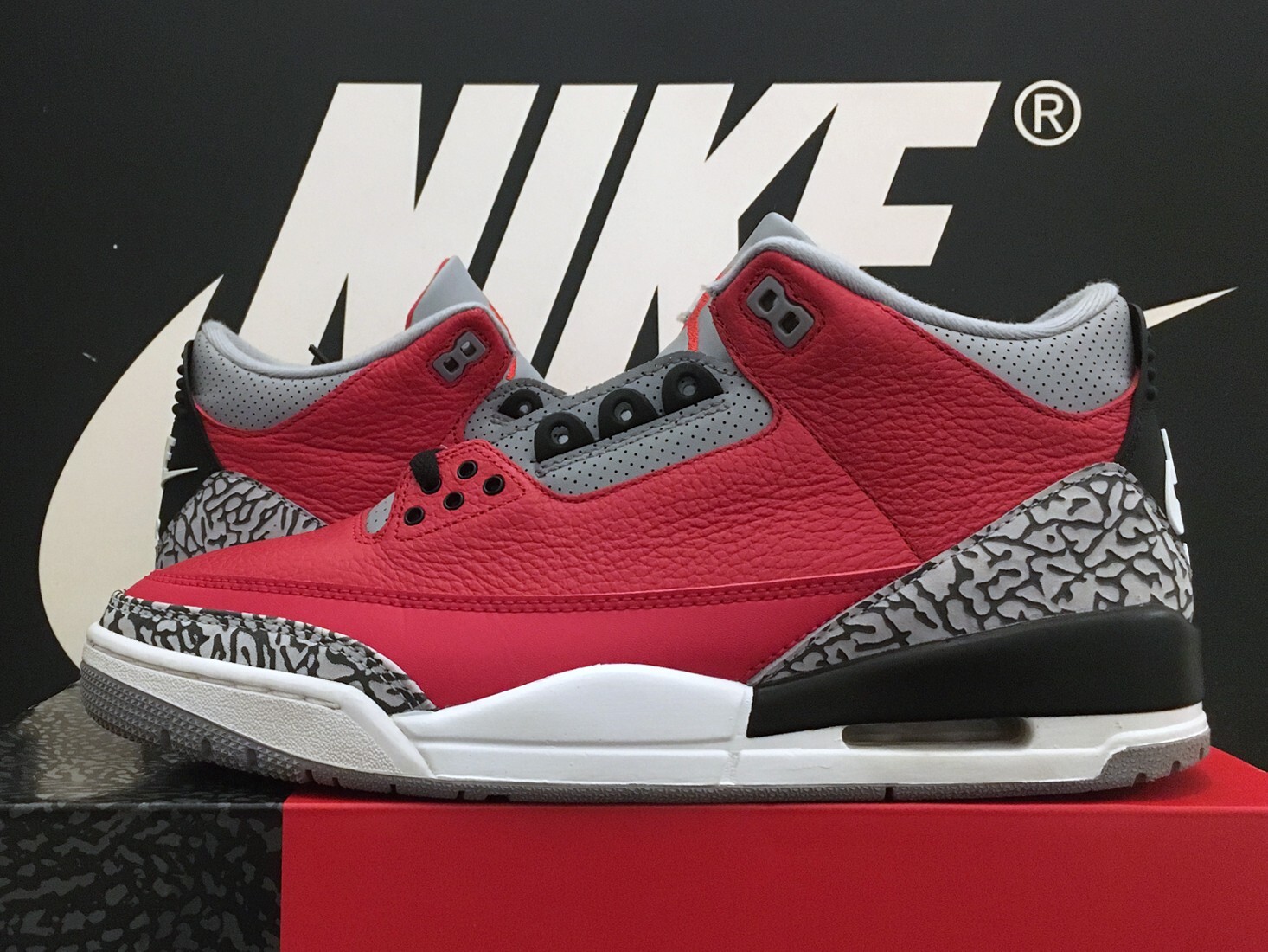 VTG 2020 AIR JORDAN 3 RETRO SE UK10 EU45 FIRE RED OG BRED TORO SB 1 4 5 11 RARE image 3