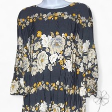 Old Navy Women’s Navy And White Boho Floral Flare Dress, 3/4 Sleeves Size Medium