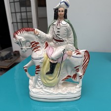 Antike Statue eines Mannes zu Pferd Staffordshire Flatback aus dem 19. Jahrhundert. (B98)