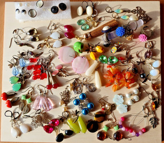 Konvolut von alten auffallenden Modeschmuck Ohrschmuck (1)