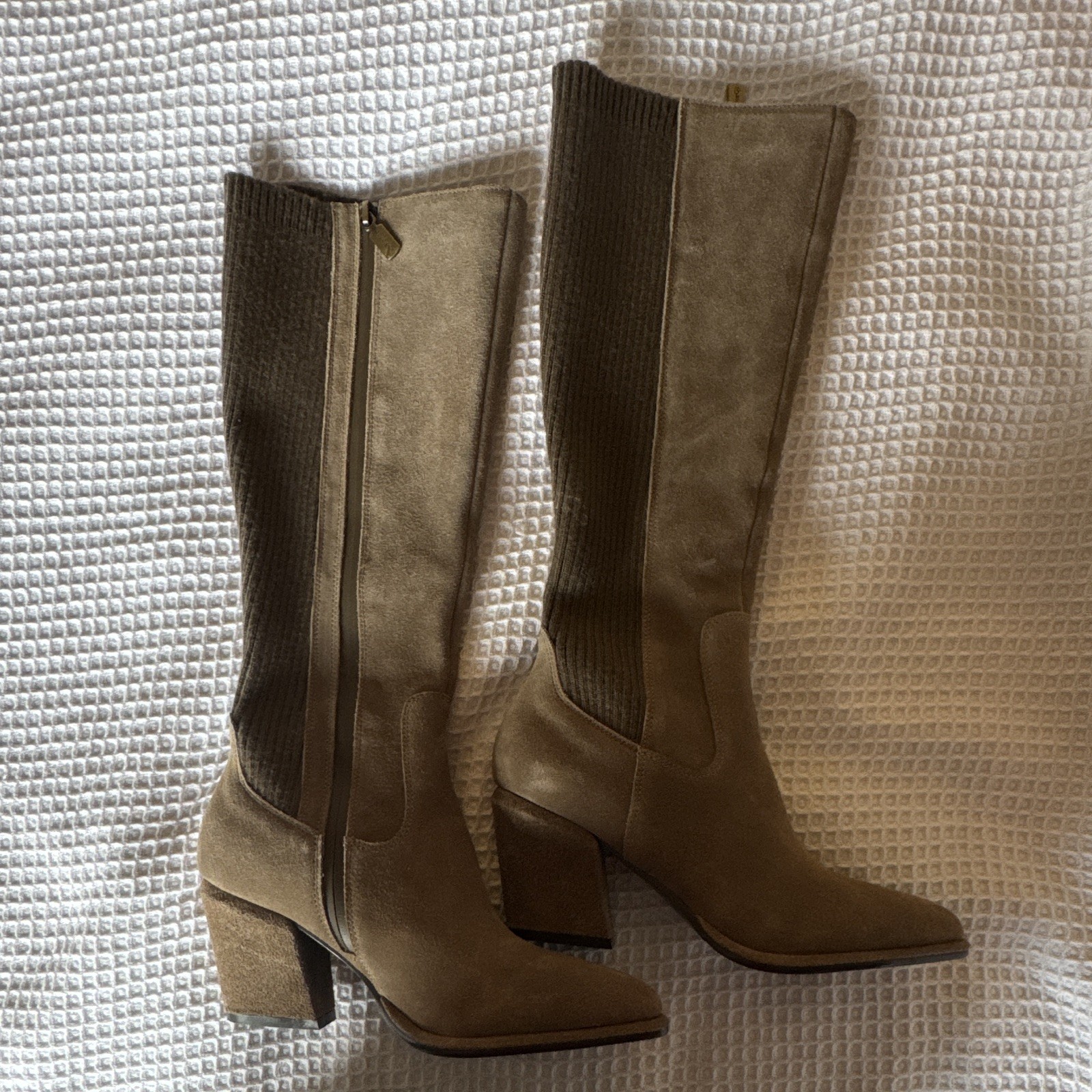Blondo Elexis Waterproof Suede Knee High Zip Riding Boots Beige Womens 7.5M