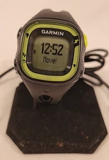Men’s/women’s unisex GARMIN FORERUNNER 15 GRN digital GPS wrist watch