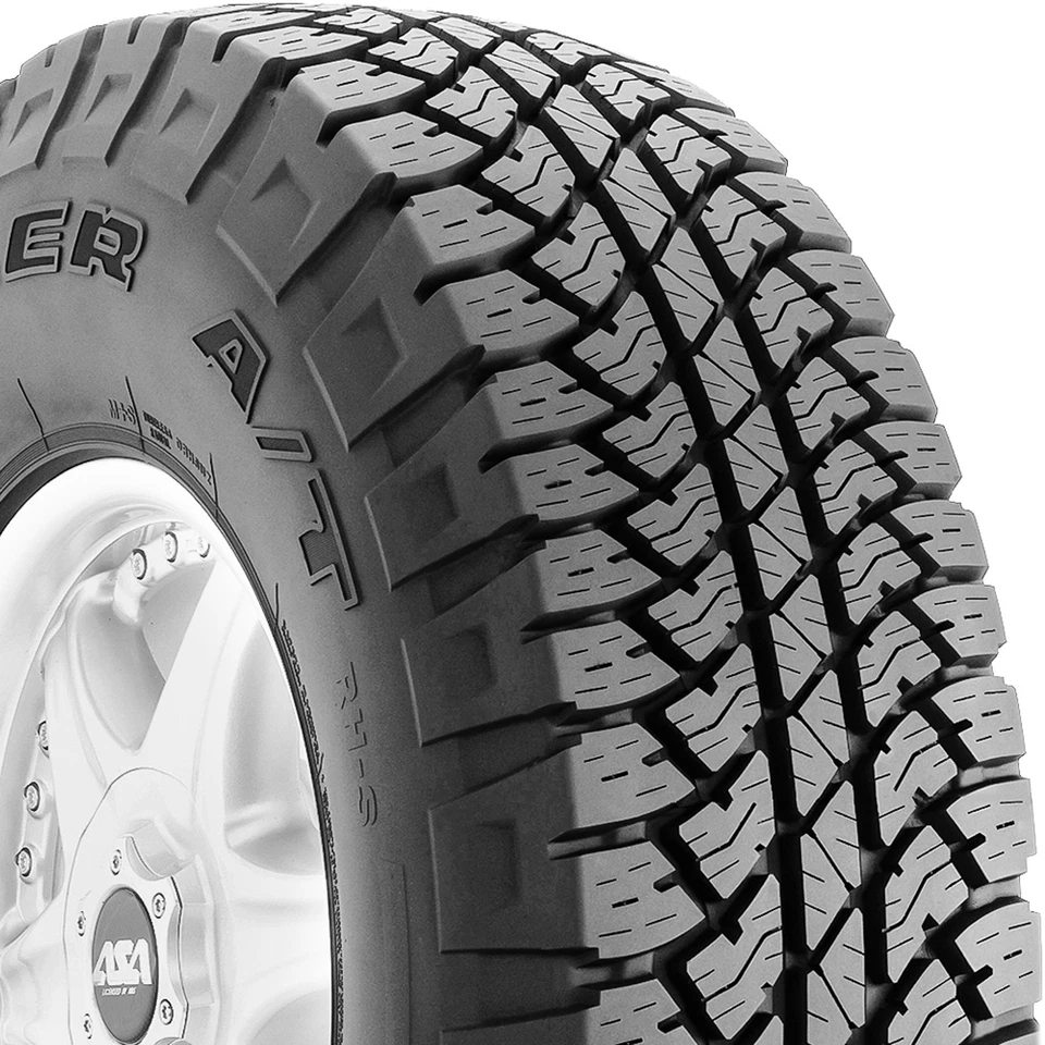 4 Tires Bridgestone Dueler A/T RH-S LT 265/70R17 Load C 6 Ply AT All Terrain Foto 2 de 4