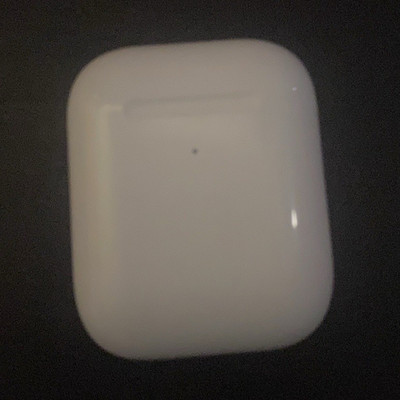 Apple AirPods Wireless Charging Case, White Bluetooth In-Ear, Built-In Mic