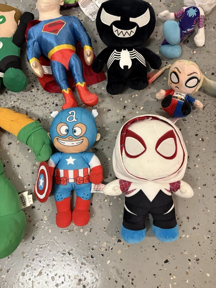 Lote de figuras de superhéroes Marvel DC Comics juego de peluche villanos 15 piezas Foto 2 de 4