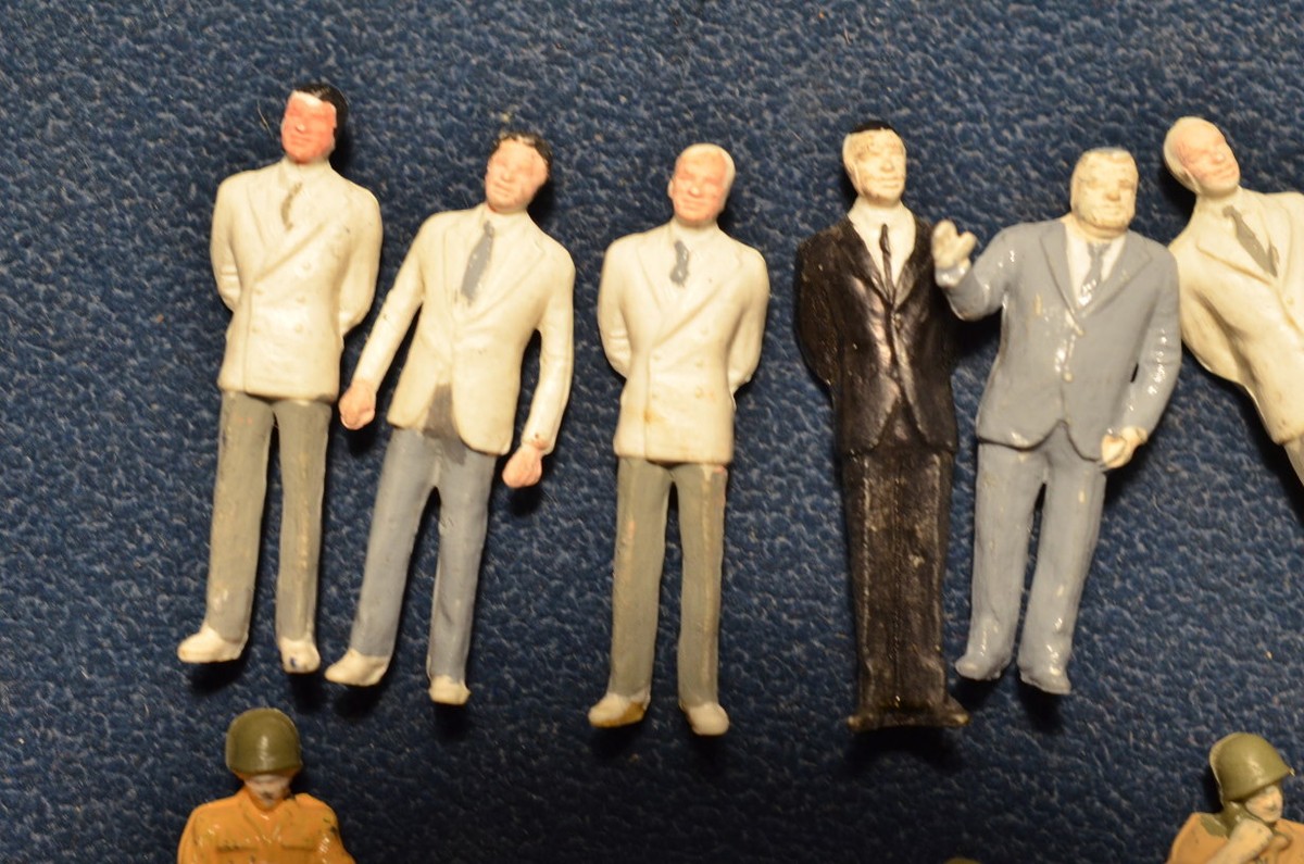 Figurines,personnages Et Animaux > 1/43ème ; Ech O Personnages Fr Id851