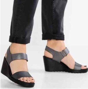 ecco wedge sandals