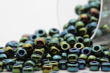 Miyuki Round Rocailles 8/0 Metallic Green Iris Seed Beads RR-453