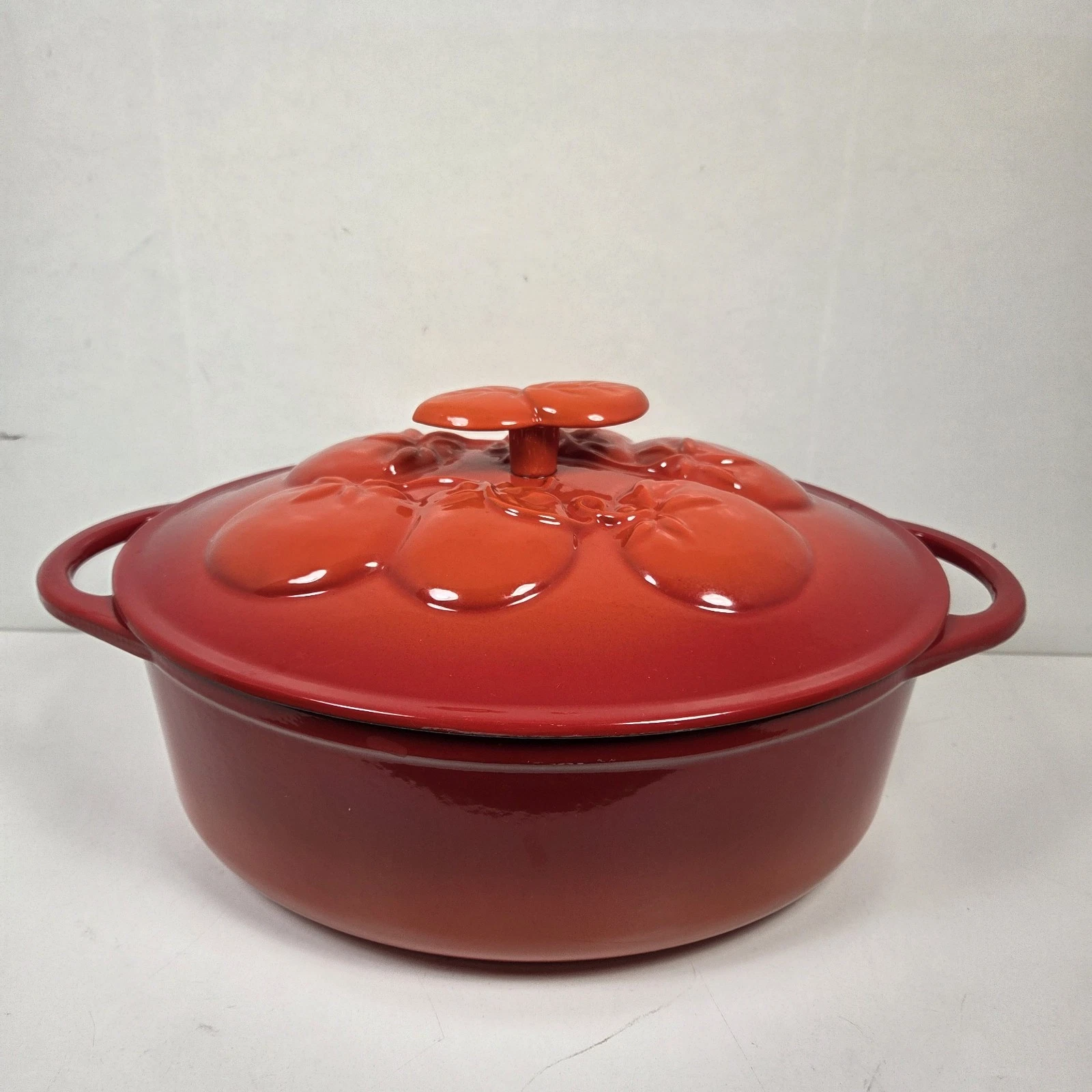Vintage Technique Cast Iron Oval Dutch Oven Red Tomato Design Lid Enamel