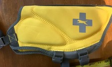 Top Paw Neoprene Dog Life Jacket Water Safety Vest Yellow Small 15-30 lbs NWOT