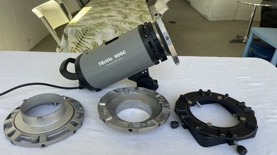 Mettle 600C Professional Studio Systems Strob Studio Lighting Unit W/Extras